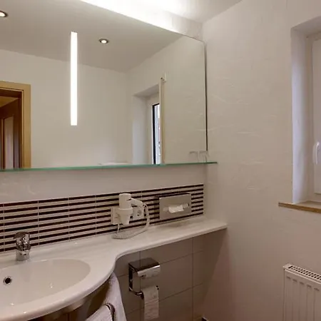 Goldener Adler Gasthof 3*