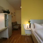 בית הארחה Goldener Adler Sulzheim (Bavaria)